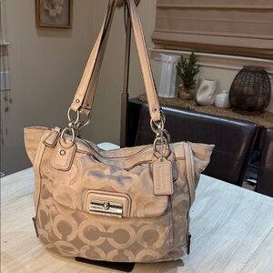 Coach Tan Opt Art Signature Shoulder Bag